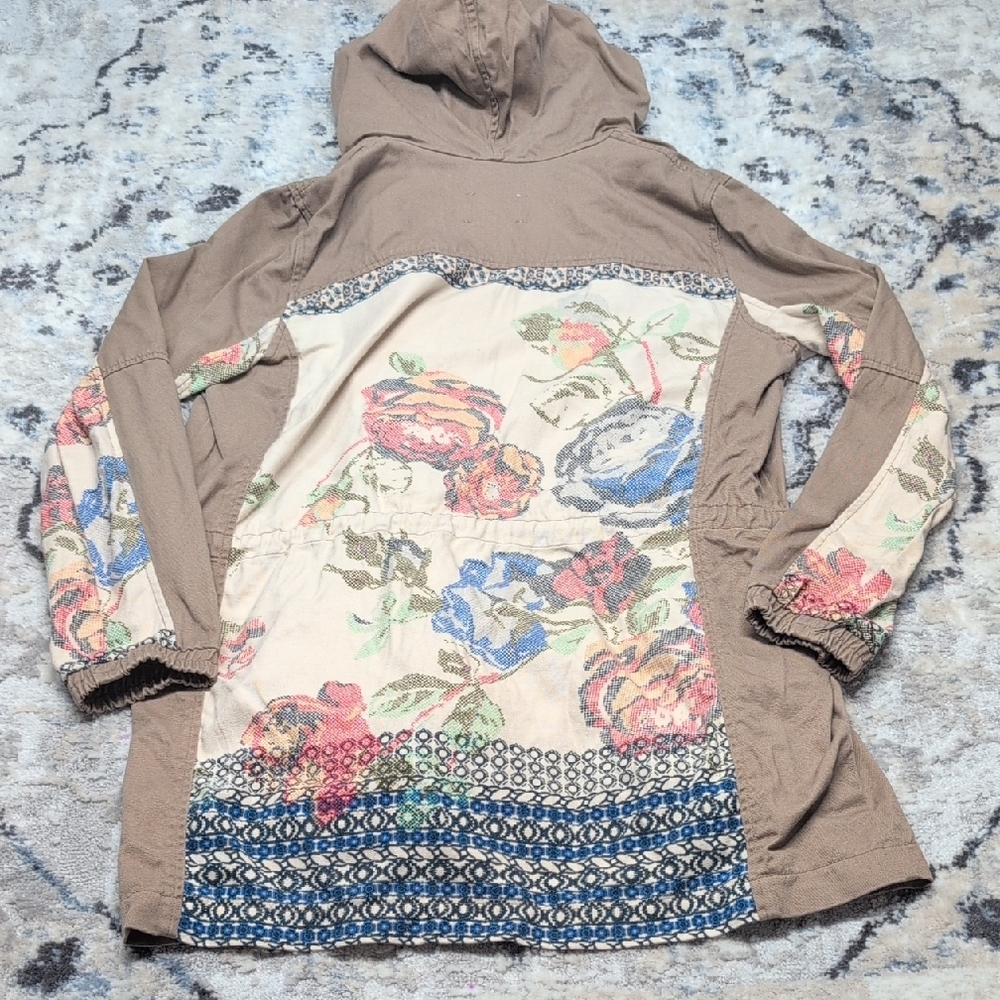 Skies Are Blue Utility Parka Jacket w/ Hood & Floral Print Sleeves (M) - Picture 6 of 6
